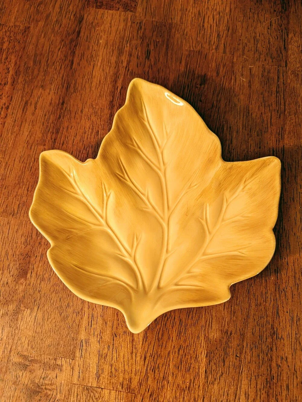 Leaf-Shaped Ceramic Serving Dishes - Set of 4 in Yellow, Olive, Red, Burgundy